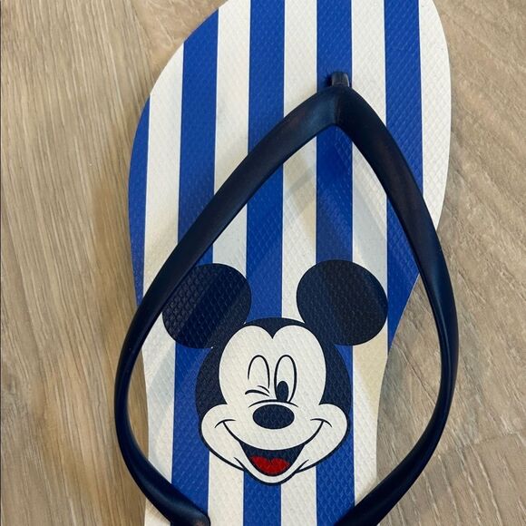 Old Navy Disney Blue and White Striped Sandals, Women’s Size 8 - Picture 3 of 4